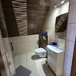 住宿加早餐酒店 Harmatowka - Blisko Basenow Termalnych 布库维纳塔然斯卡