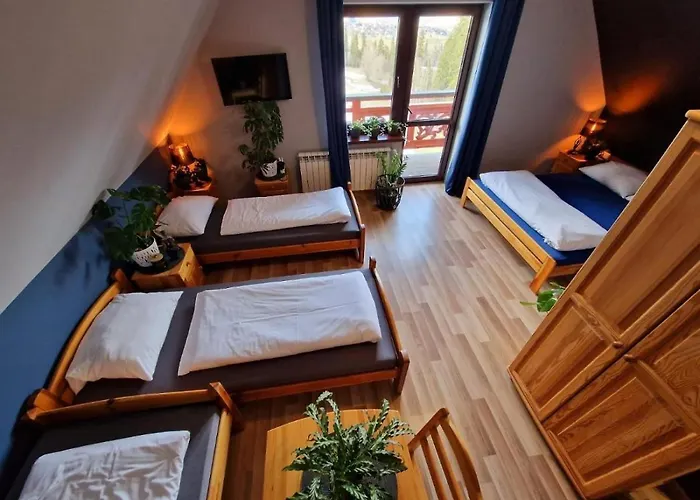 Harmatowka - Atrakcyjny Pakiet Swiateczny - Blisko Basenow Termalnych Bed & Breakfast 3*